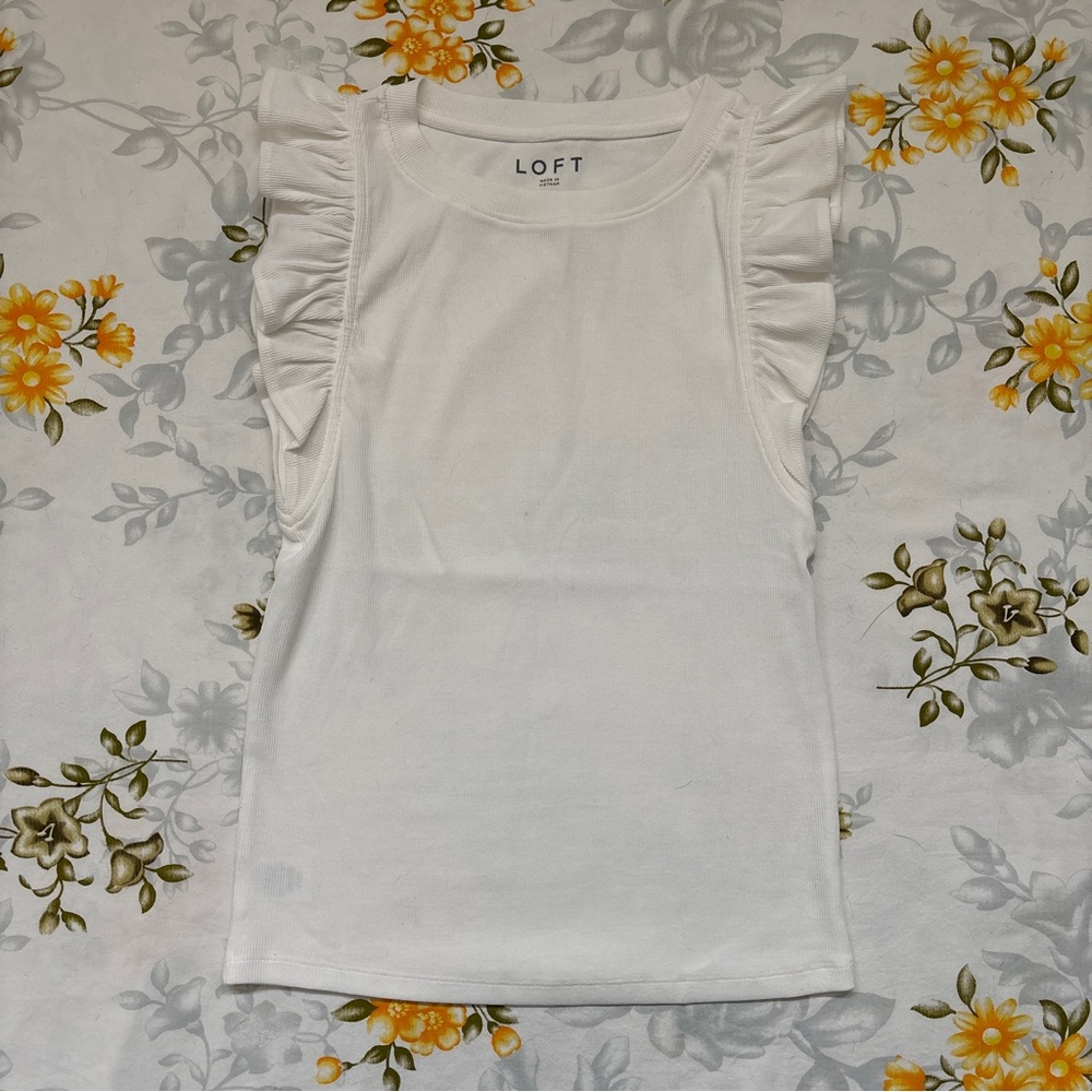 LOFT Size XSP White Ruffle Tank